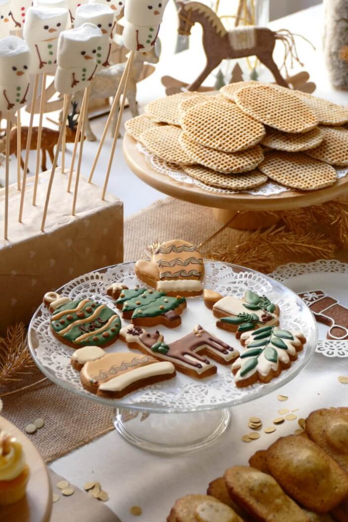 Noël des enfant chez Filorga par Studio Candy avec un grand goûter de Noël décoré et naturel, stand de maquillage, 2 ateliers créatifs, stand de crêpes